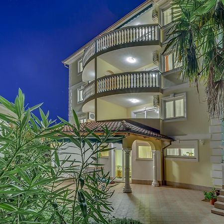 Apartments Villa Maria 크리크베니카 외부 사진
