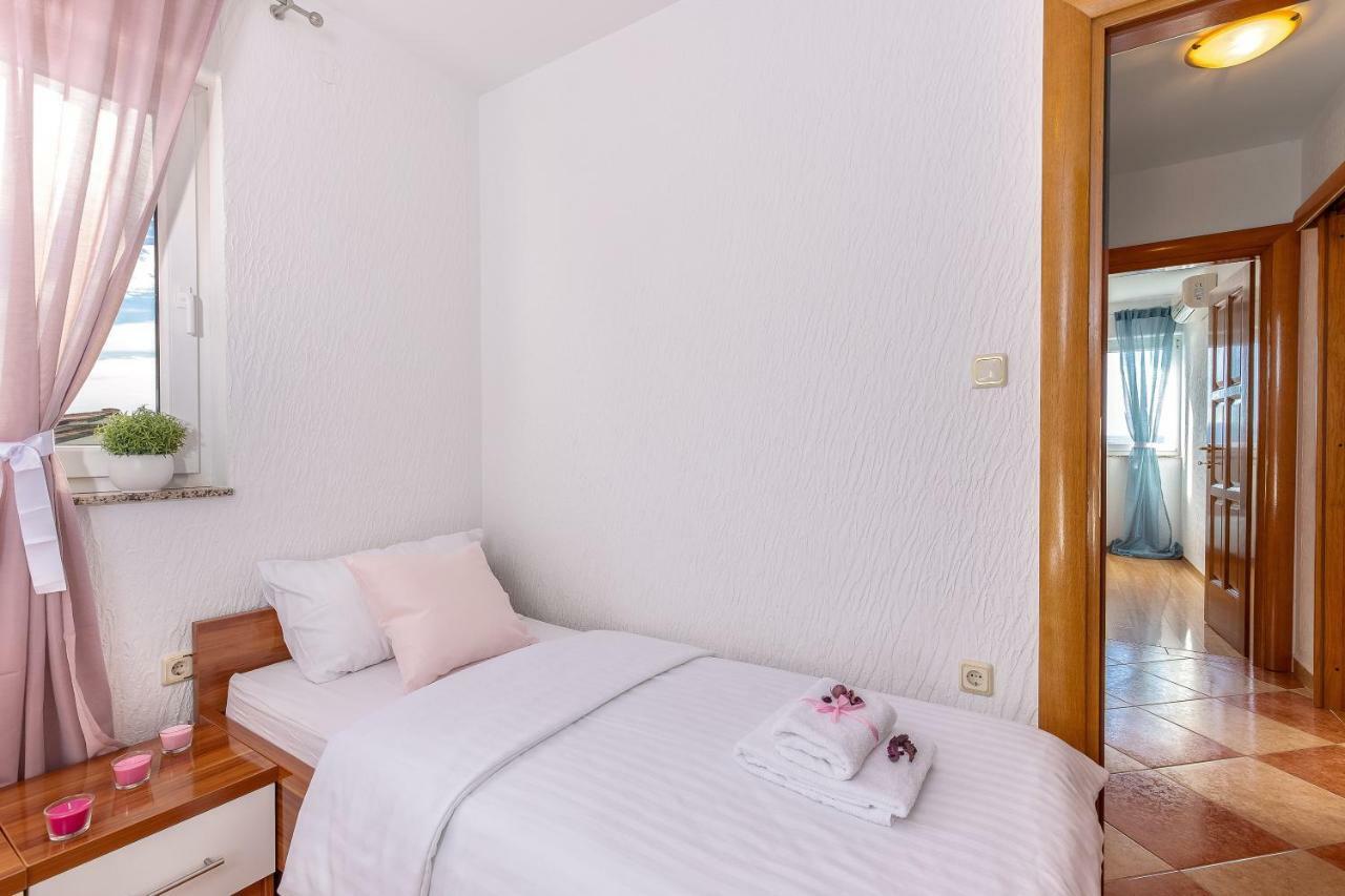 Apartments Villa Maria 크리크베니카 외부 사진